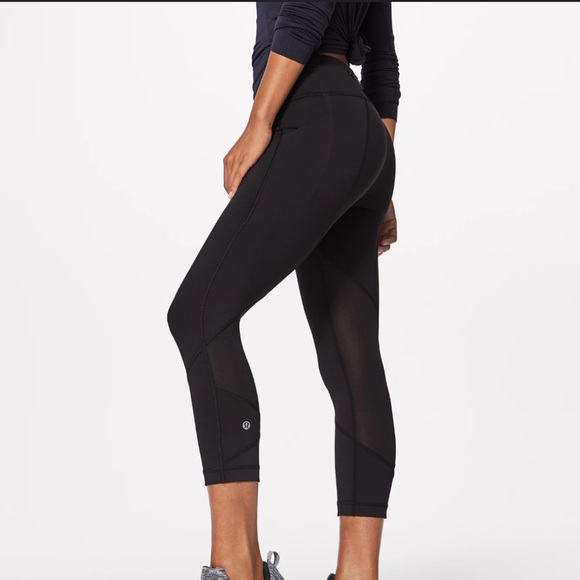 lululemon athletica Pants - Lululemon Pace Rival‎ Crop 23”